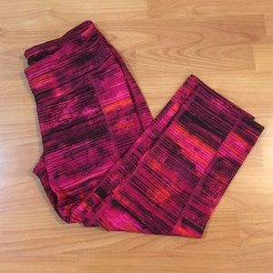 Striped workout cropped leggings