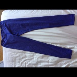 purple athletic leggings