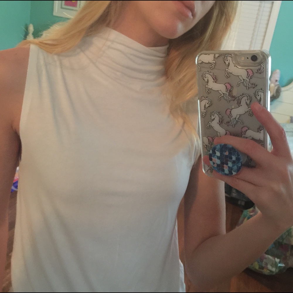 Aritzia (BABATON) MockNeck Top