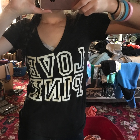 Black and white Victoria secret pink shirt. - Picture 3 of 3