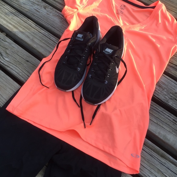 Black Nike shoes