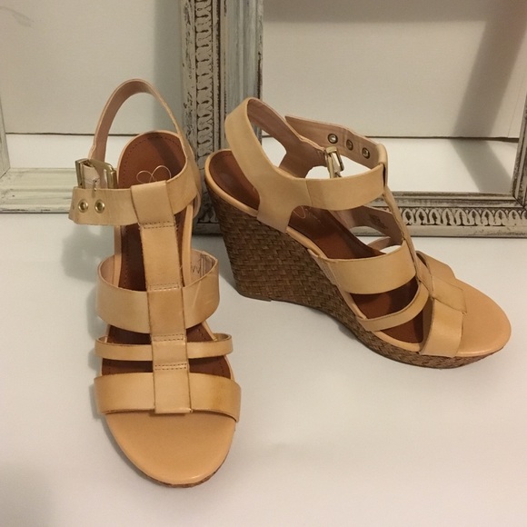 Jesica Simpson beige wedges (about 4")