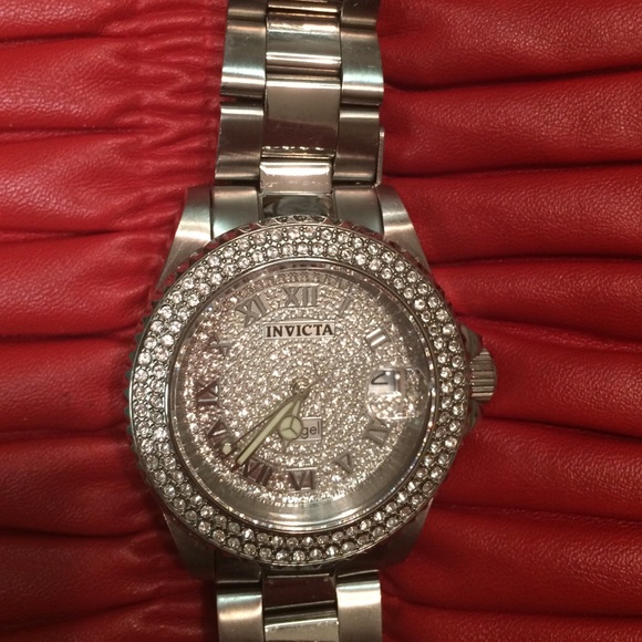 ☃Invicta watch.