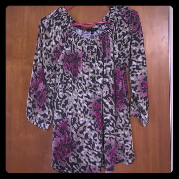 Comfortable Ann Klein print top