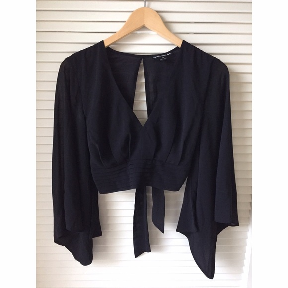 Black Kimono Sleeve Cropped Blouse