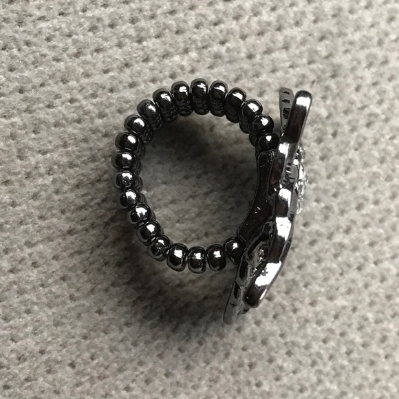 Angle wing ring - Picture 2 of 4