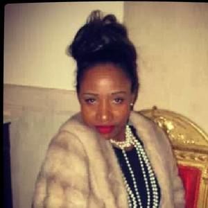 Meet your Posher, Monica