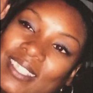 Meet your Posher, Desiree