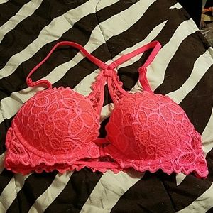 Nwt Pink date racerback 32b
