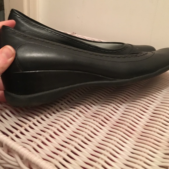 Black flats - Picture 3 of 3