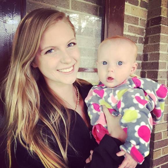 Meet your Posher, Alyson