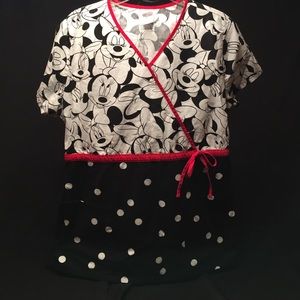 Disney uniform top size large
