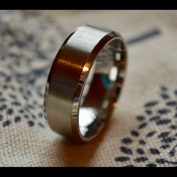 New men's wedding band steel silver ring