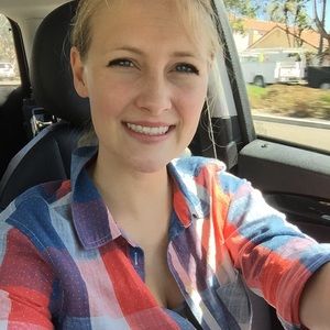 Meet your Posher, Nicole