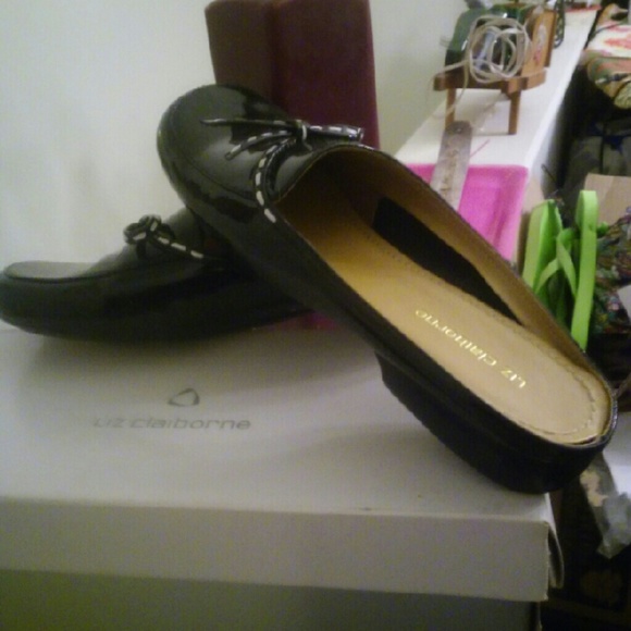 Adorable Liz Claiborne Mules