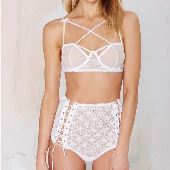 FL&L Cross My Heart set, new without tags