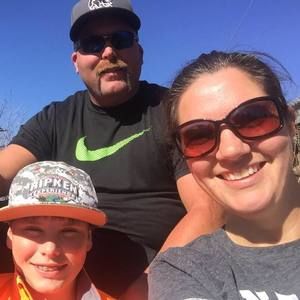 Meet your Posher, Carey