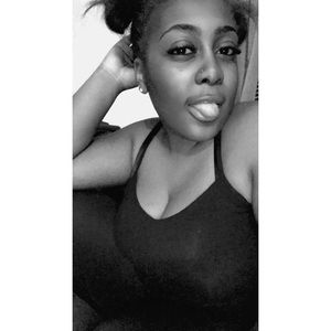 Meet your Posher, Shamia