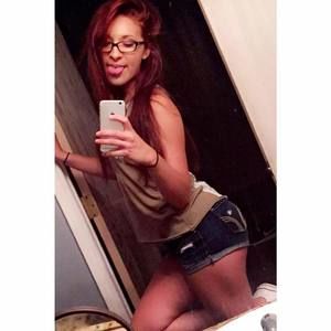 Meet your Posher, Leslie