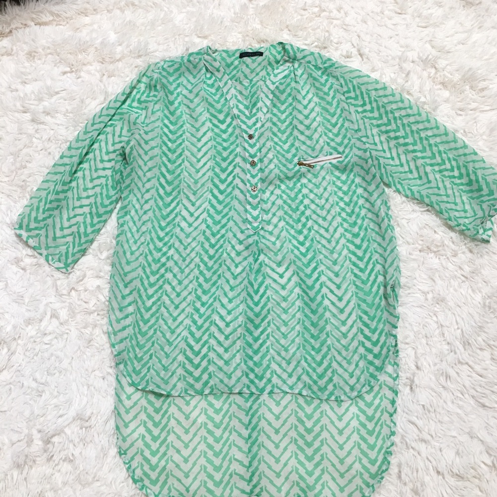 🍀Cals XL Green & White Chevron Striped Blouse 🍀
