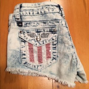 Almost famous shorts