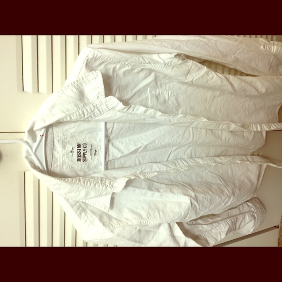Mossimo button up - Picture 1 of 1