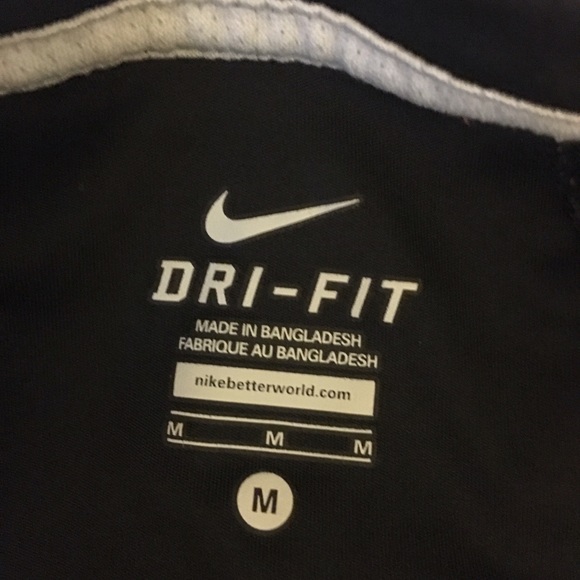 Nike Dri-fit T - Picture 2 of 2