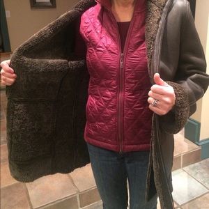 Women's shearling coat with soft pebbled leather