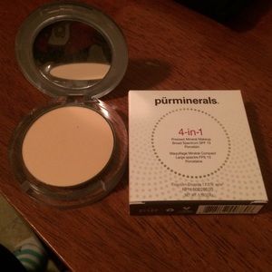 4 in 1 pressed mineral make up