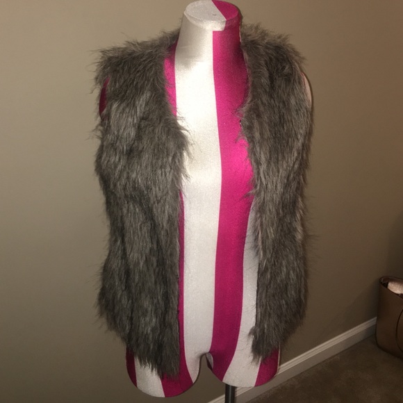 Fur Vest!!