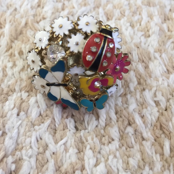 Size 8 ring.