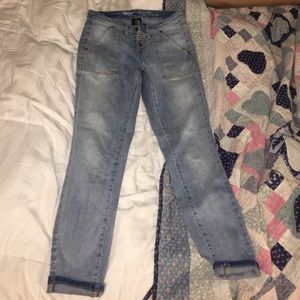 Mid-Rise Skinny-4 Button Jeans