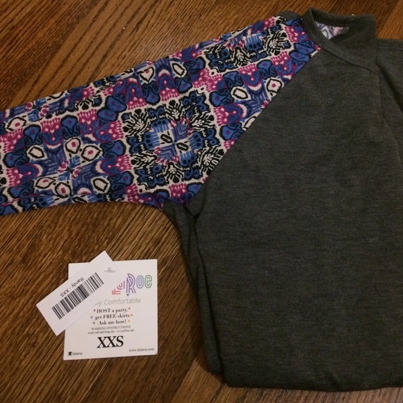 LuLaRoe Tops - LuLaRoe Randy
