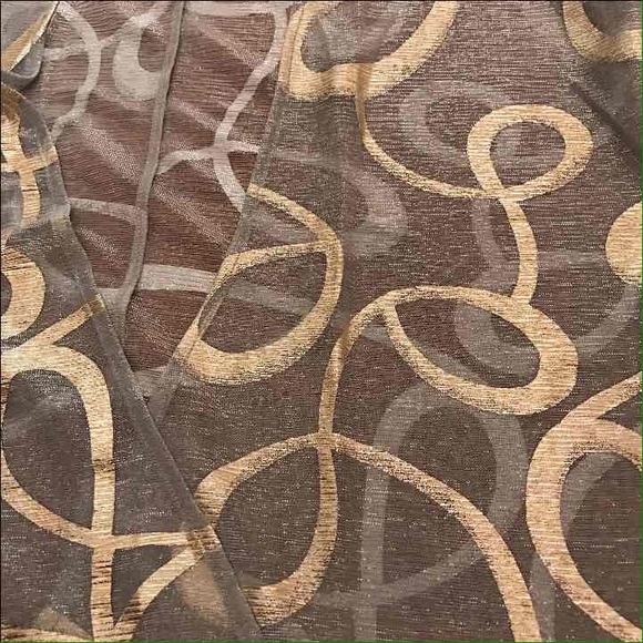 Elegant Collection Gold Swirl Small Kimono Bianka - Picture 2 of 4