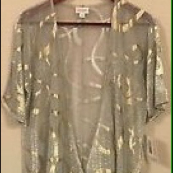 Elegant Collection Gold Swirl Small Kimono Bianka - Picture 4 of 4