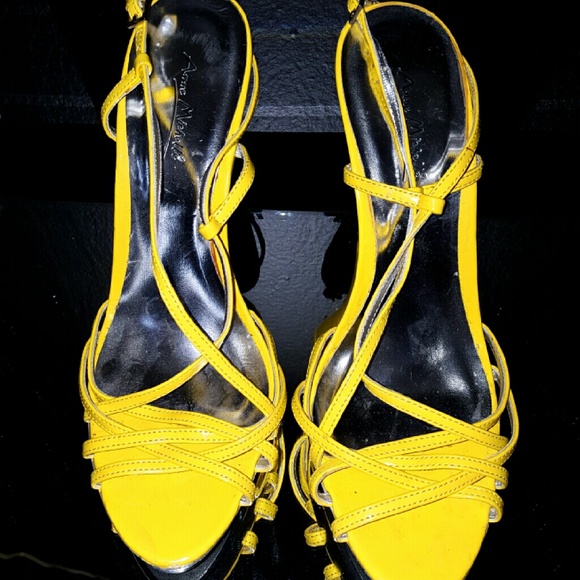 **SOLD**  Heel Sandals