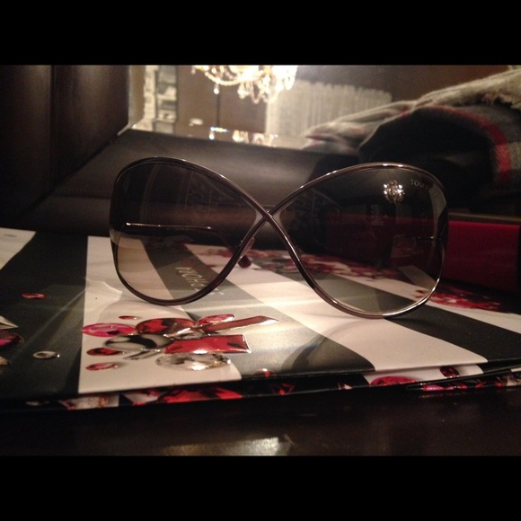 Tom Ford Miranda Sunglasses-Bronze/grey lens.