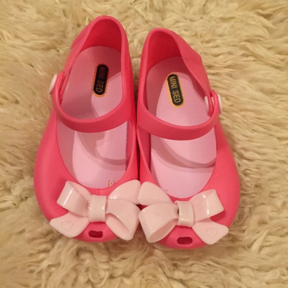 Other - TODDLER JELLY SHOES