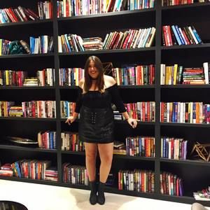 Meet your Posher, Elizabeth