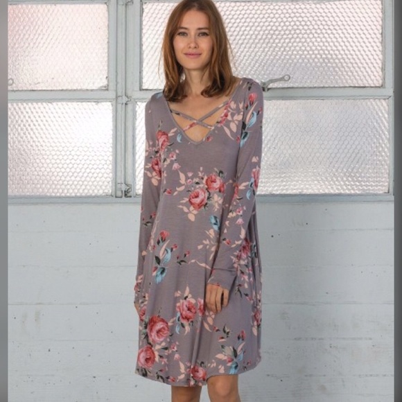 Floral Criss Cross Dress - Picture 3 of 4