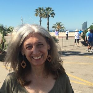 Meet your Posher, Carol