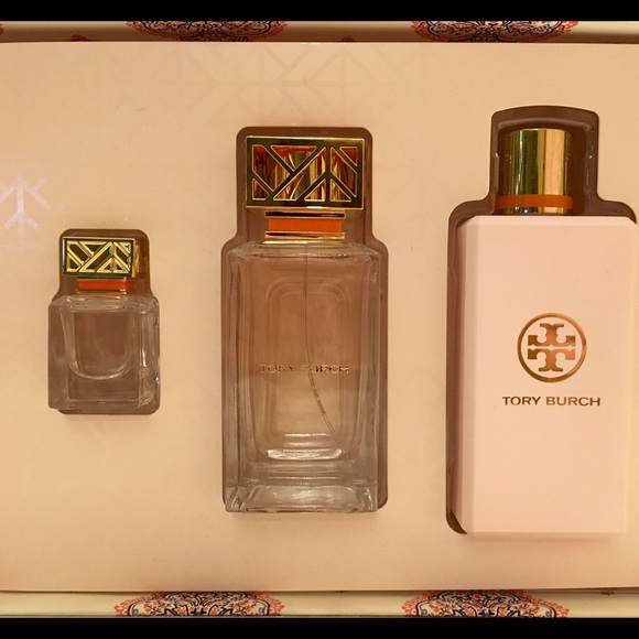 TORY BURCH Signature Fragrance Gift Set!