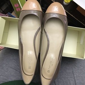 Naturalizer flats!