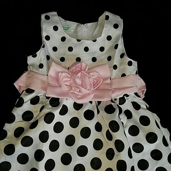 🌹HOST PICK 7/23🌹Beautiful Satin Polka Dot Dress! - Picture 3 of 4