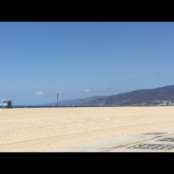 Meet your Posher, Hilary