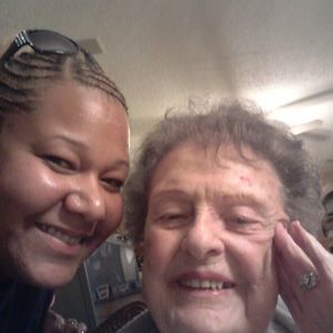 Meet your Posher, Alexis