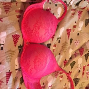 Victoria Secret Body by Victoria push up