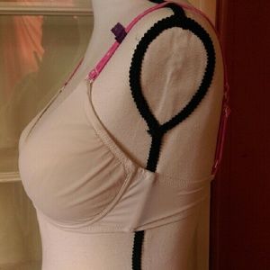 NWOT Pink by Victoria Secret Memory Fit 36C Bra W