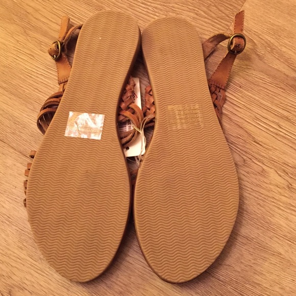 Mia heritage Budapest sandals, size 8.5, NWT! - Picture 3 of 4