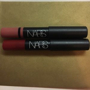 NARS lip pencils in 'Cruella' and 'Rikugien'